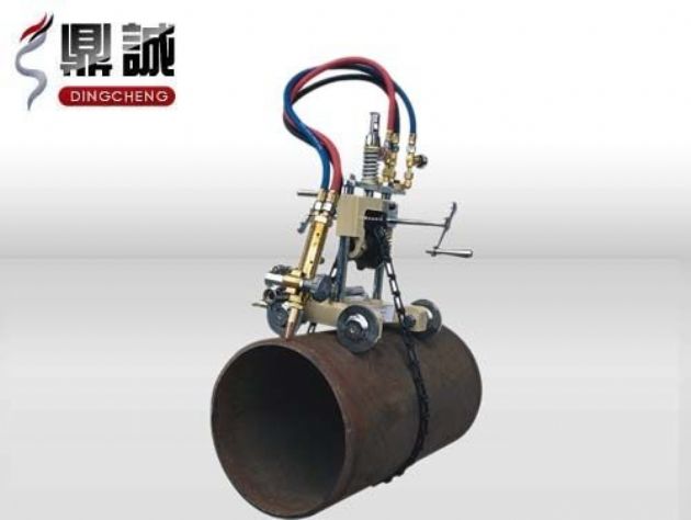 點擊查看詳細(xì)信息<br>標(biāo)題：手搖式管道切割機 閱讀次數(shù)：4641