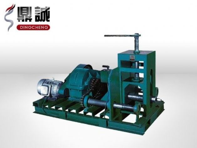 點擊查看詳細信息<br>標題：臥式多功能滾動彎管機 閱讀次數(shù)：4558