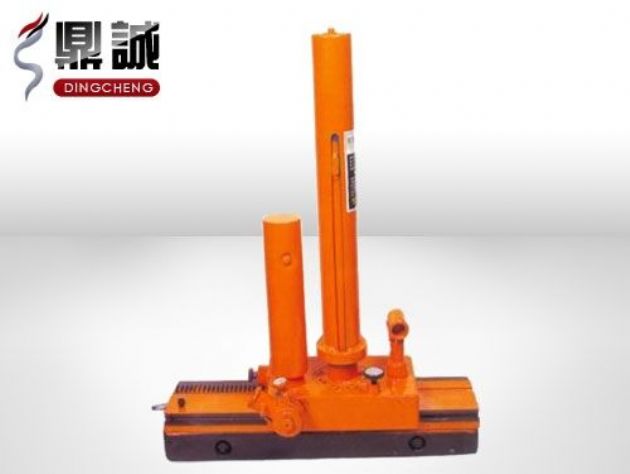 點擊查看詳細(xì)信息<br>標(biāo)題：機(jī)車落軌復(fù)位機(jī) 閱讀次數(shù)：4594